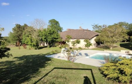 G&icirc;te n&deg;8020 Villefranche-du-Queyran - Lot-et-Garonne - La Maison du Queyran