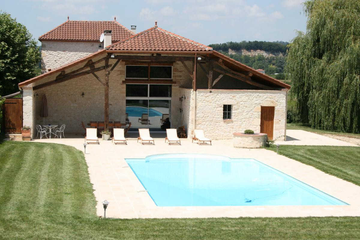photo 0