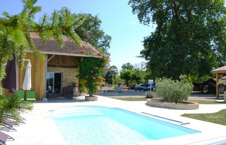 G&icirc;te n&deg;3610 Saint-P&eacute;-Saint-Simon - Lot-et-Garonne - photo