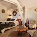suite lavande climatis&eacute;e avec lit de 1.60